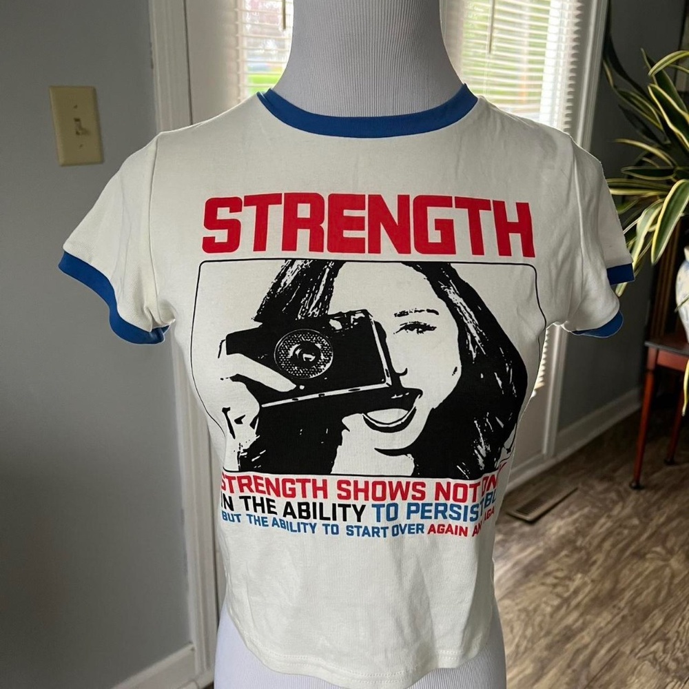 Edikted Graphic Tee